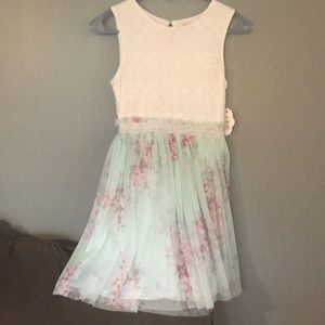 AUW Girls Dress size 12 NWT